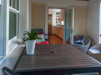 Bennington project - Little City rambler - screened-in back porch