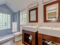 Master bathroom with shower deal - The Shire of Spring Valley - Ballard & Mensua