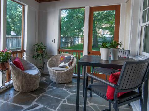 Bennington project - Little City rambler - screened in back porch 