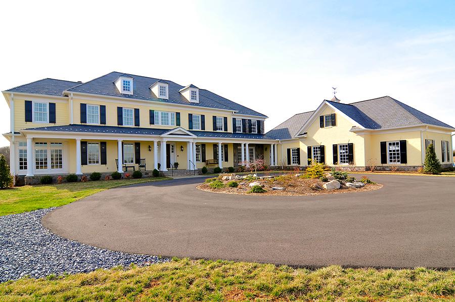 Sugarland Lane's project from Frank M. Bell and Ballard & Mensua