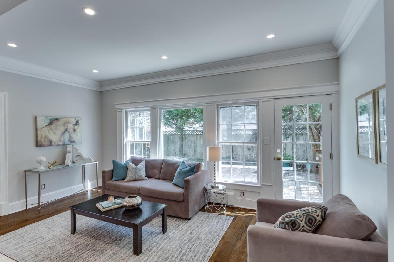 sitting room details - historic charm in NW DC - Ballard & Mensua Architecture