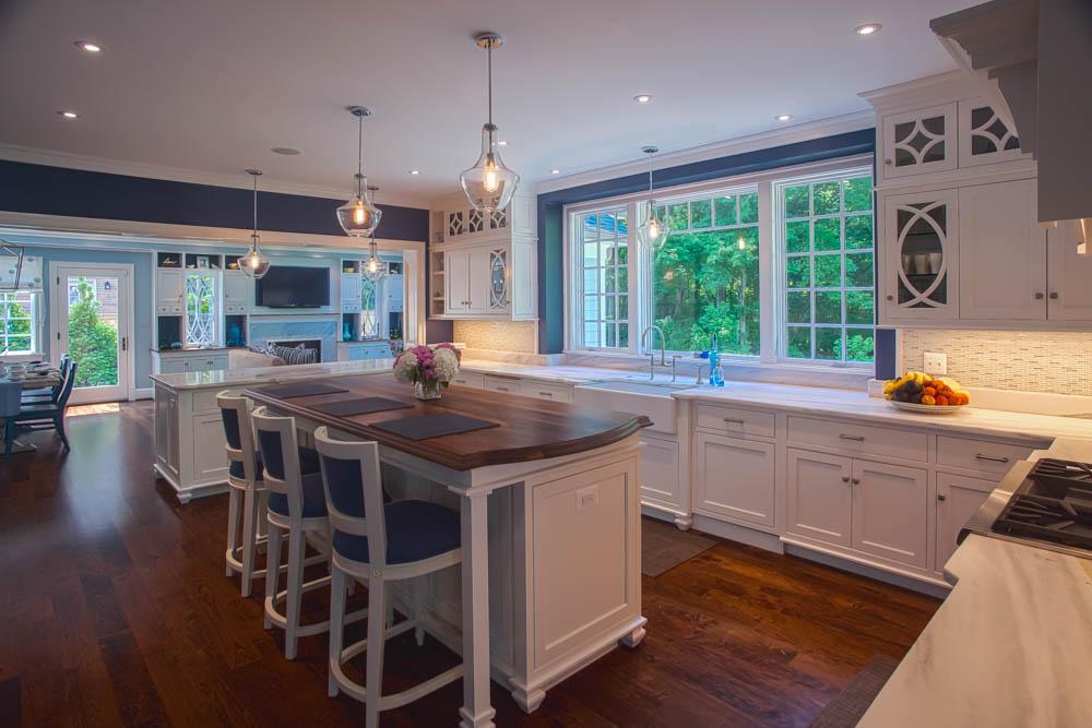 kitchen looking towards family room - McLean waterfront - Graham project