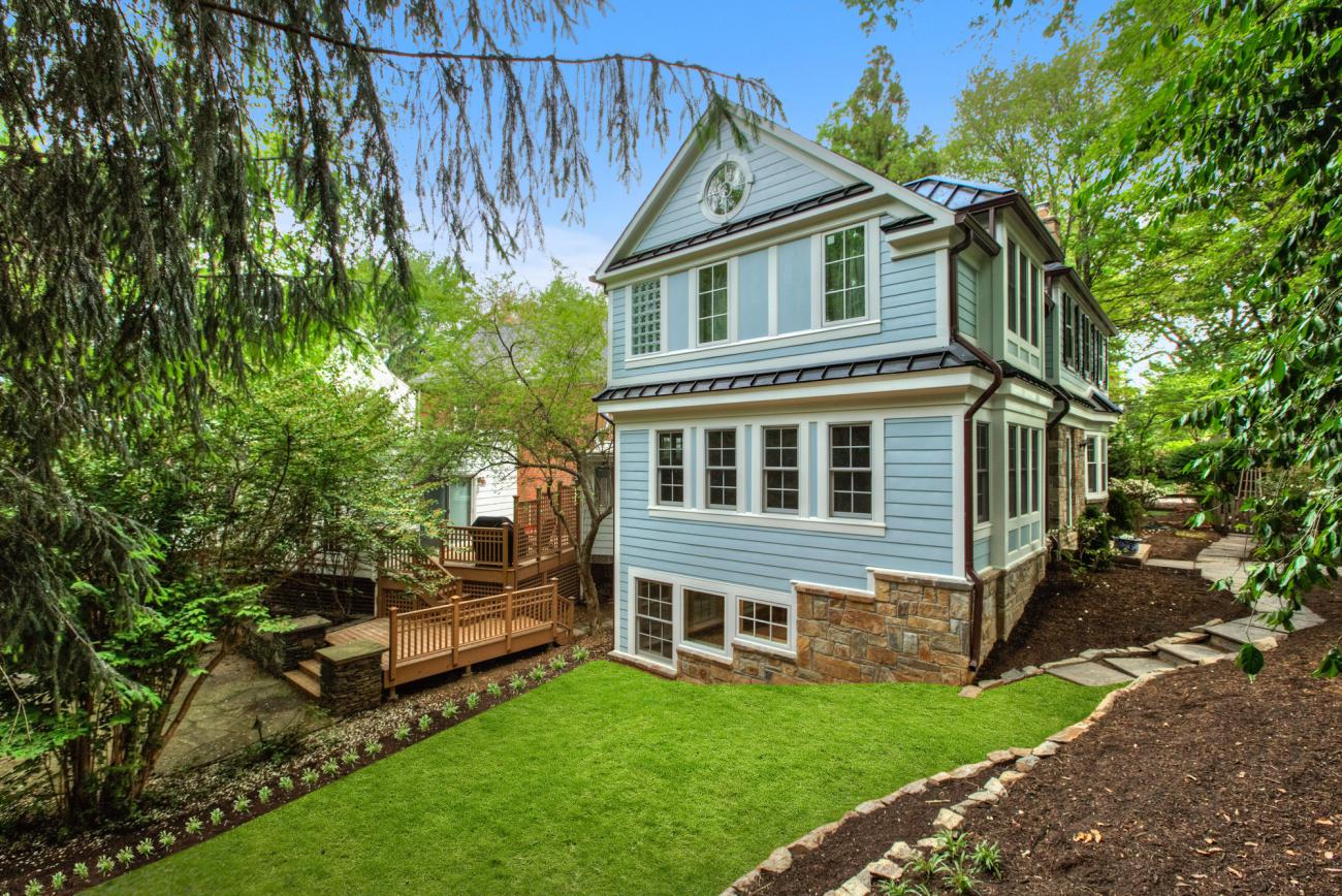 left side view of exterior - The Shire of Spring Valley - Ballard & Mensua